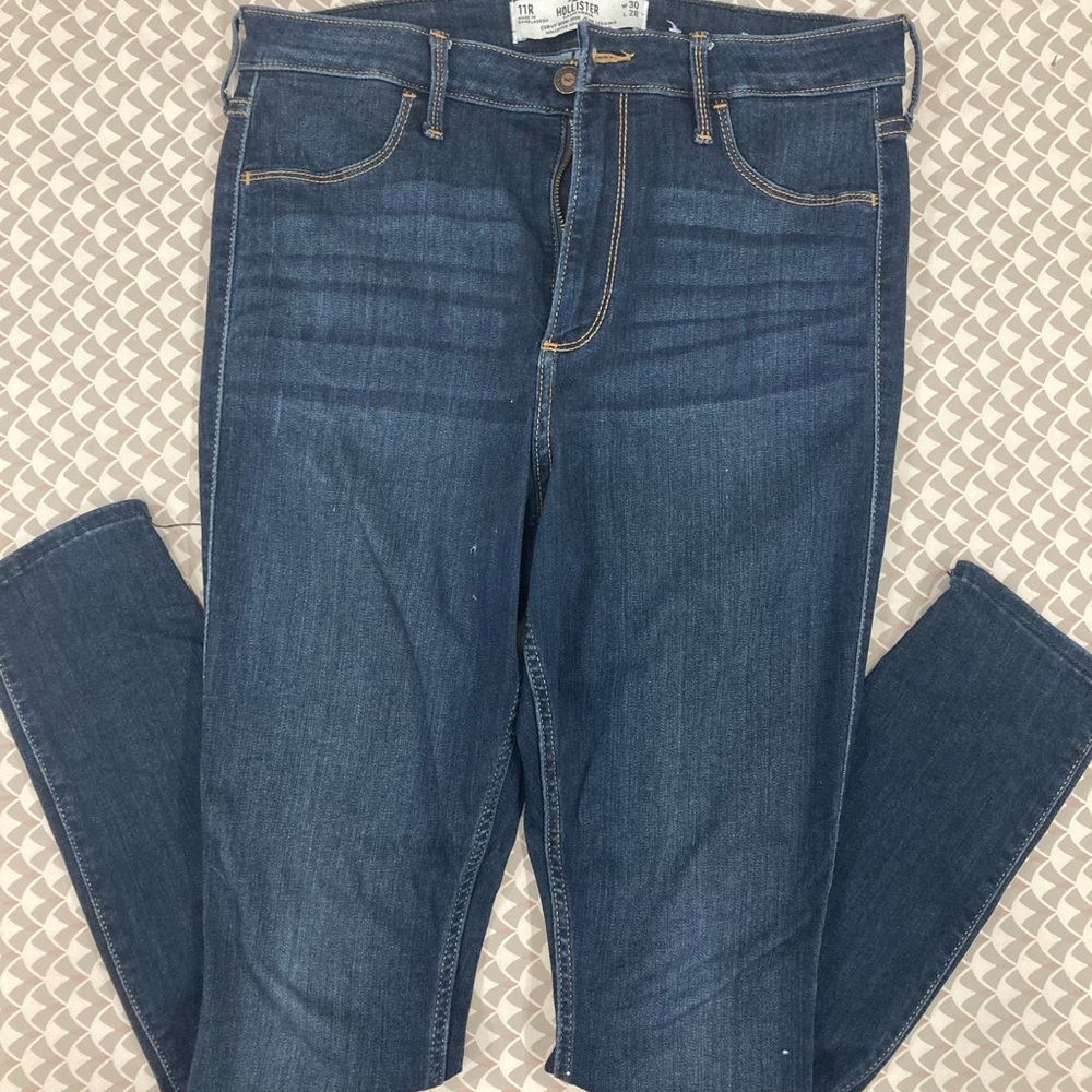 Hollister jeans